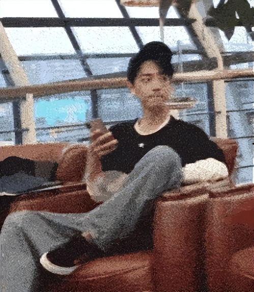 批评明星素质,品质与光环的较量